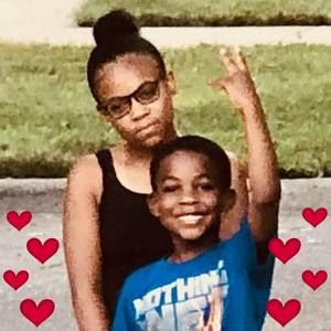 Meet your Posher, Deidra